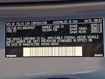 2024 Volvo S60 B5 AWD Plus Dark Theme