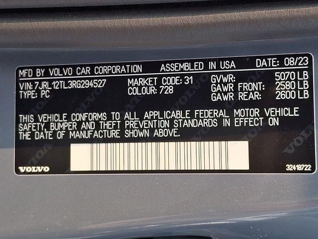 2024 Volvo S60 B5 AWD Plus Dark Theme