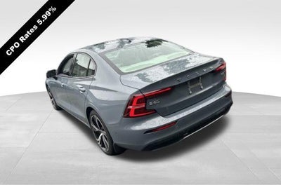 2024 Volvo S60 B5 AWD Plus Dark Theme
