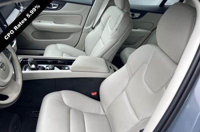 2024 Volvo S60 B5 AWD Plus Dark Theme