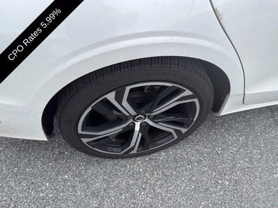 2024 Volvo S60 B5 AWD Ultimate Dark Theme