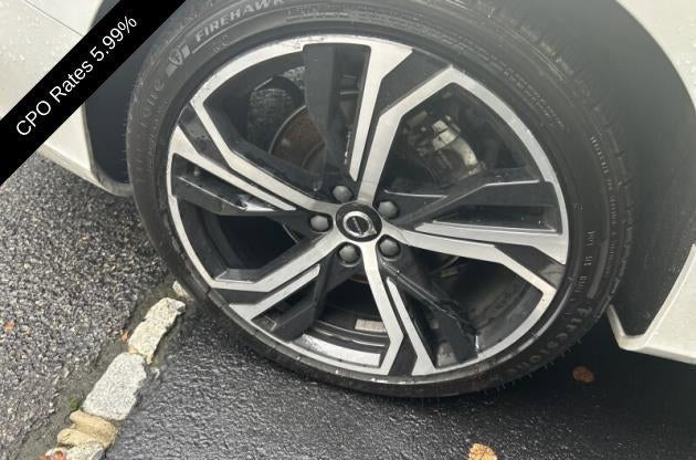 2024 Volvo S60 B5 AWD Ultimate Dark Theme