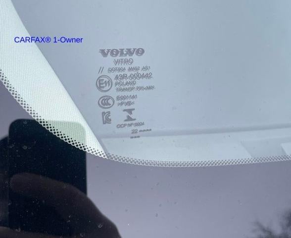 2023 Volvo S60 B5 AWD Plus Dark Theme