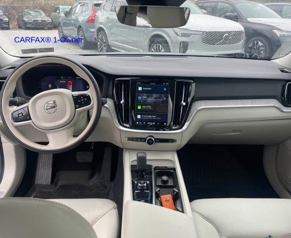 2023 Volvo S60 B5 AWD Plus Dark Theme