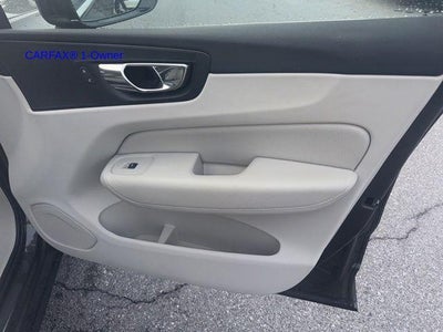 2018 Volvo XC60 T5 AWD Momentum