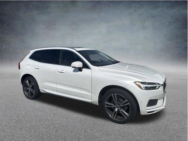 2018 Volvo XC60 T5 AWD Momentum