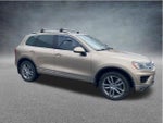 2016 Volkswagen Touareg 4dr TDI Sport w/Technology