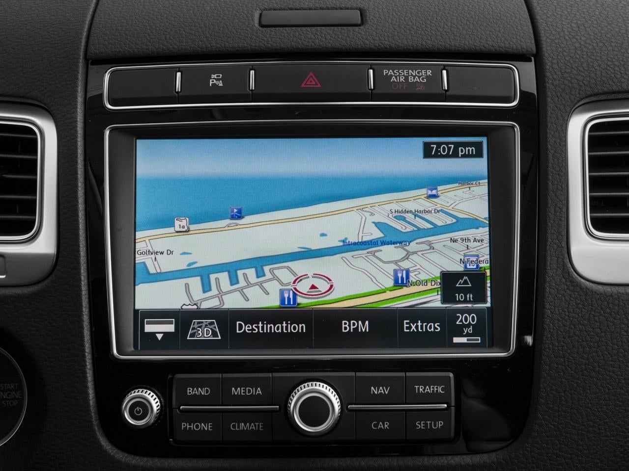 2016 Volkswagen Touareg 4dr TDI Sport w/Technology