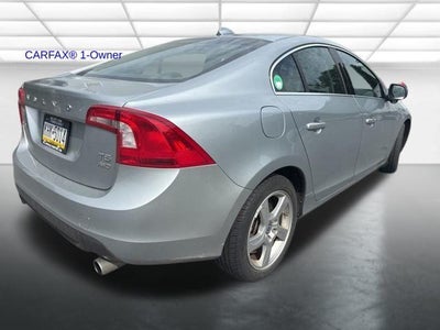 2013 Volvo S60 4dr Sdn T5 Premier Plus AWD