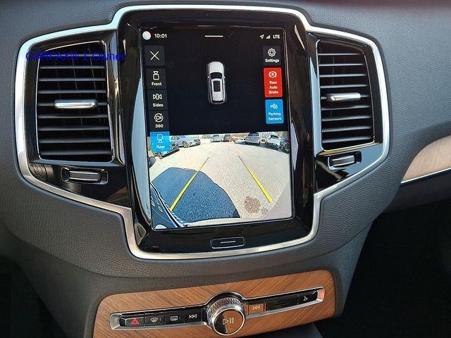 2023 Volvo XC90 B6 AWD Plus 6P