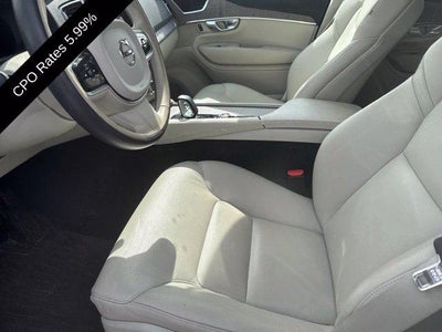 2024 Volvo XC90 B6 AWD Plus Bright Theme 6P