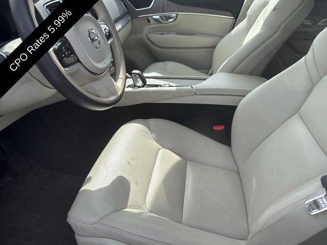 2024 Volvo XC90 B6 AWD Plus Bright Theme 6P