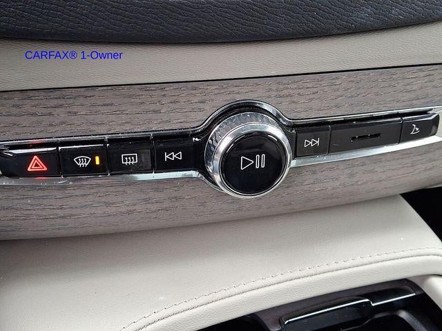 2024 Volvo XC90 B6 AWD Plus Bright Theme 7P