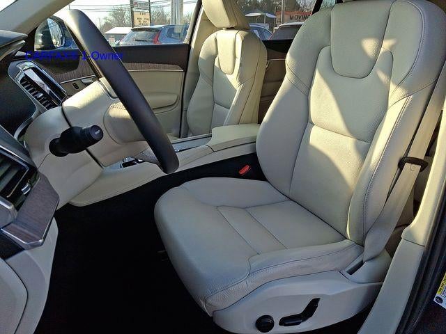 2024 Volvo XC90 B6 AWD Plus Bright Theme 7P