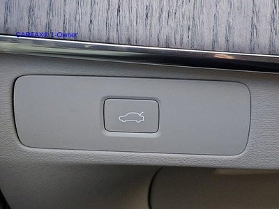 2024 Volvo XC90 B6 AWD Plus Bright Theme 7P