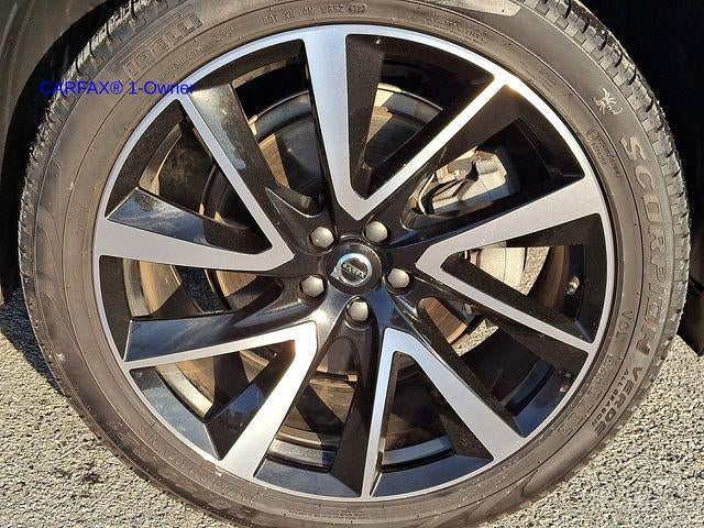 2024 Volvo XC90 B6 AWD Plus Bright Theme 7P