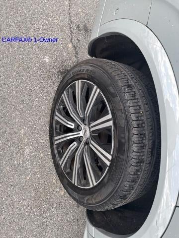 2024 Volvo XC90 B6 AWD Plus Bright Theme 7P