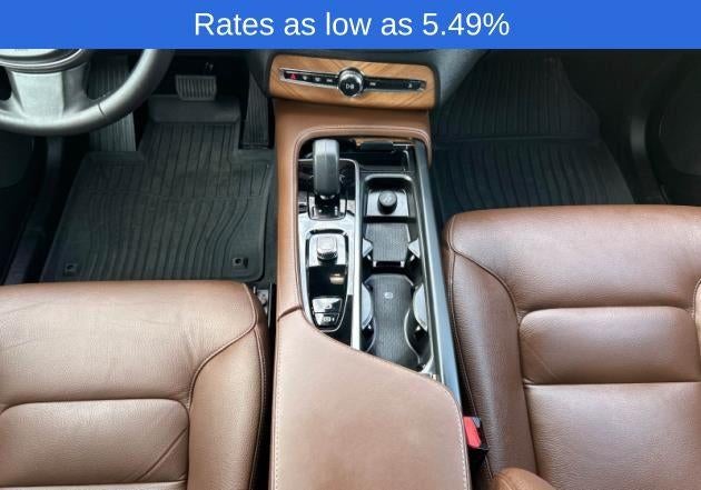 2023 Volvo XC90 B6 AWD Plus 7P