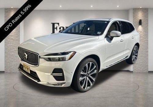 2023 Volvo XC60 B6 AWD Ultimate Bright Theme