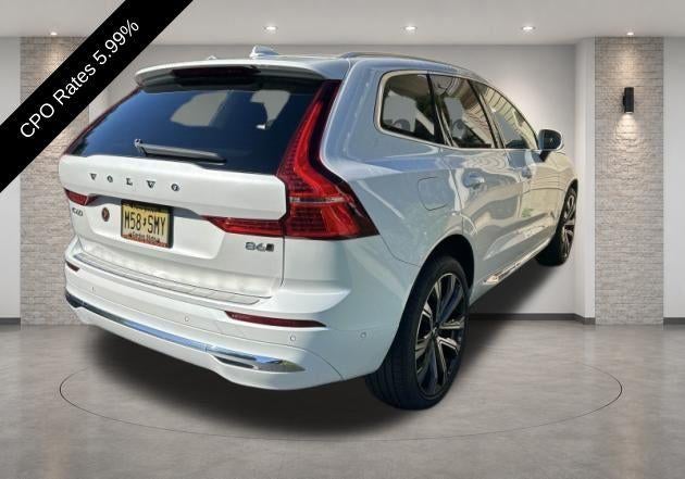 2023 Volvo XC60 B6 AWD Ultimate Bright Theme