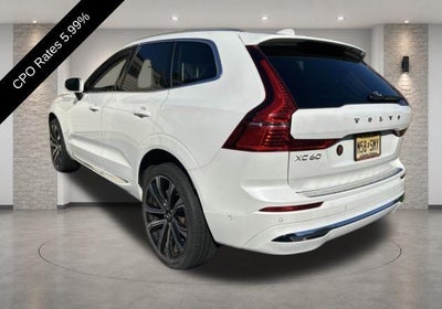 2023 Volvo XC60 B6 AWD Ultimate Bright Theme
