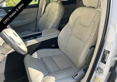 2023 Volvo XC60 B6 AWD Ultimate Bright Theme