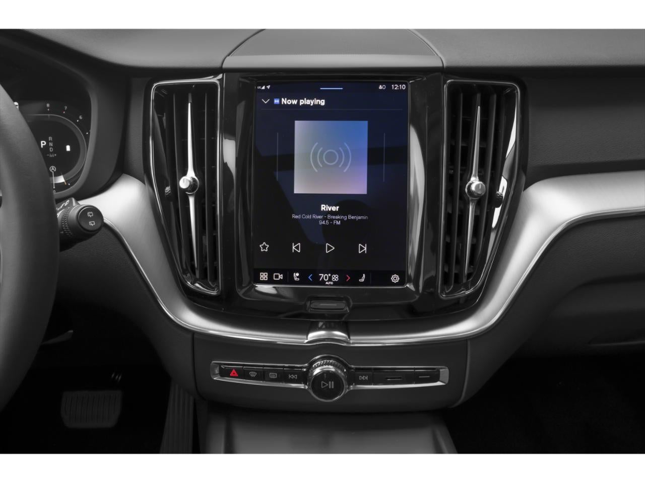 2023 Volvo XC60 B6 AWD Ultimate Bright Theme