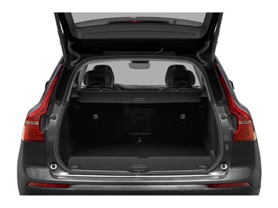 2023 Volvo XC60 B6 AWD Ultimate Dark Theme
