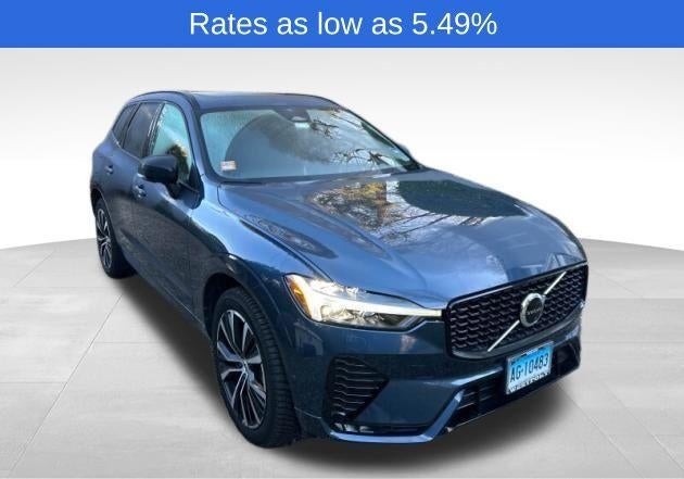 2023 Volvo XC60 B6 AWD Ultimate Dark Theme