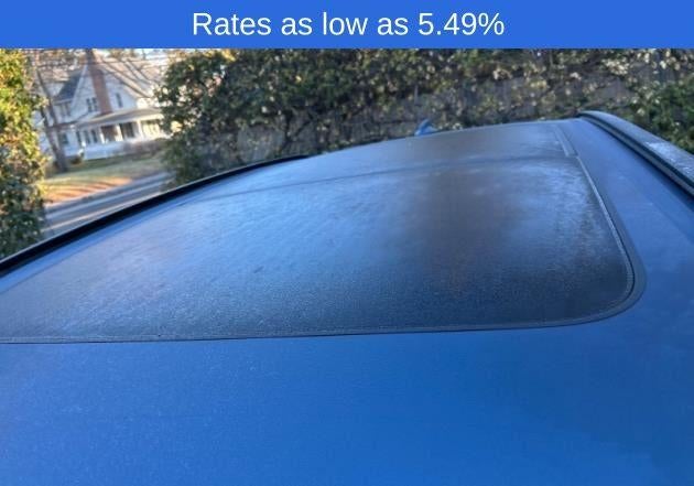 2023 Volvo XC60 B6 AWD Ultimate Dark Theme