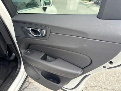 2021 Volvo XC60 T5 AWD Momentum