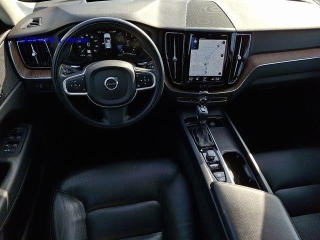 2021 Volvo XC60 T5 AWD Momentum