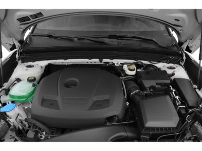 2021 Volvo XC40 T5 AWD Momentum