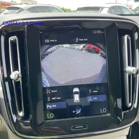 2019 Volvo XC40 T5 AWD Momentum
