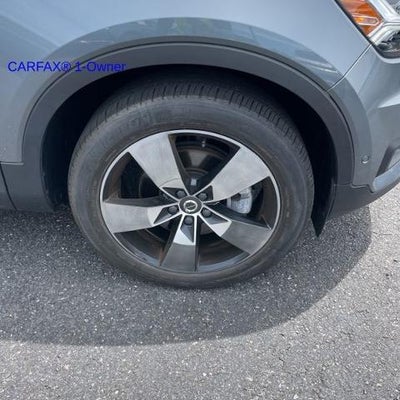 2019 Volvo XC40 T5 AWD Momentum