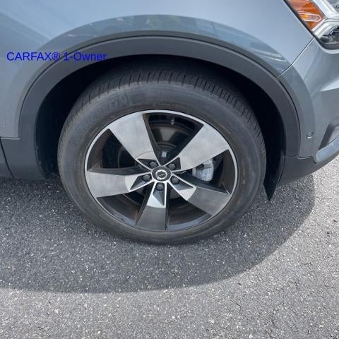 2019 Volvo XC40 T5 AWD Momentum