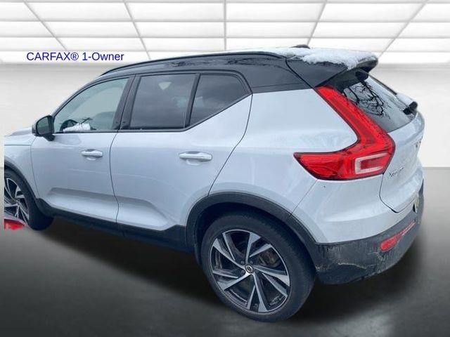 2021 Volvo XC40 T5 AWD R-Design