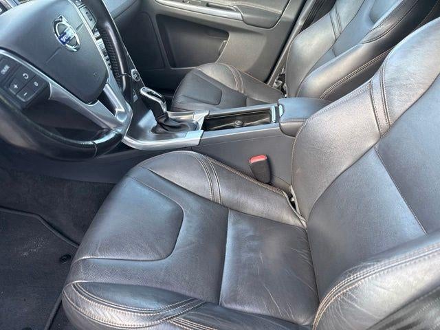 2016 Volvo XC60 AWD 4dr T5 Premier