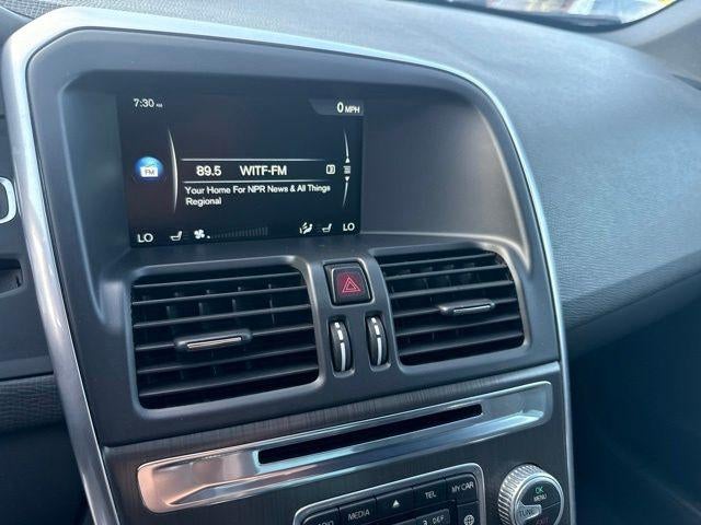 2016 Volvo XC60 AWD 4dr T5 Premier