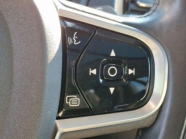 2018 Volvo XC90 T6 AWD 7-Passenger Momentum