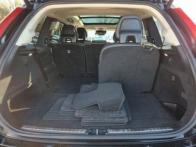 2018 Volvo XC90 T6 AWD 7-Passenger Momentum