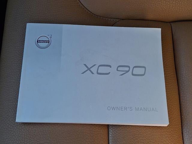 2016 Volvo XC90 AWD 4dr T6 Momentum