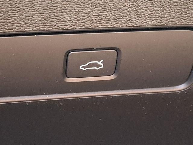 2023 Volvo C40 Recharge Pure Electric Twin eAWD Plus
