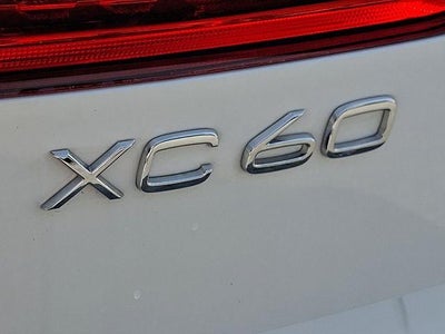 2024 Volvo XC60 Recharge Plug-In Hybrid T8 eAWD PHEV Core Dark Theme