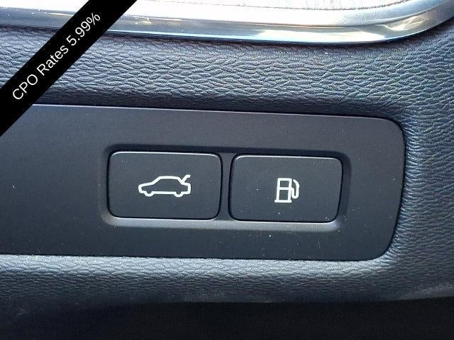 2024 Volvo XC60 Recharge Plug-In Hybrid T8 eAWD PHEV Plus Dark Theme