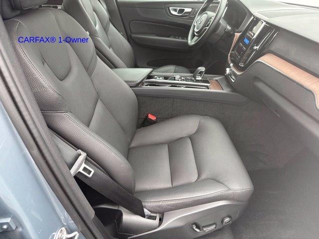 2024 Volvo XC60 Recharge Plug-In Hybrid T8 eAWD PHEV Plus Dark Theme