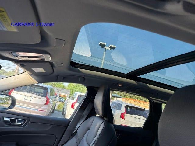 2024 Volvo XC60 Recharge Plug-In Hybrid T8 eAWD PHEV Plus Dark Theme