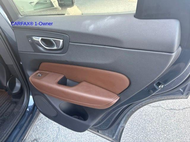 2024 Volvo XC60 Recharge Plug-In Hybrid T8 eAWD PHEV Plus Dark Theme