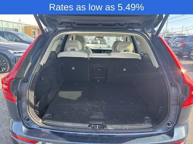 2024 Volvo XC60 Recharge Plug-In Hybrid T8 eAWD PHEV Ultimate Dark Theme