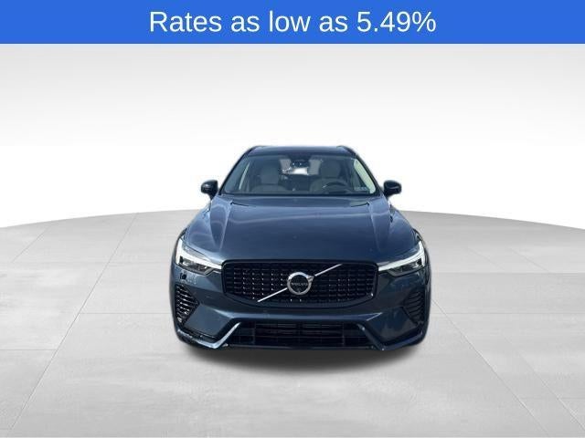 2024 Volvo XC60 Recharge Plug-In Hybrid T8 eAWD PHEV Ultimate Dark Theme